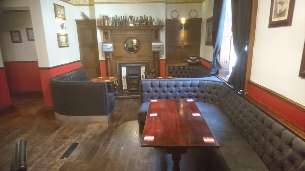 The King'S Head Hotel Кийли Екстериор снимка