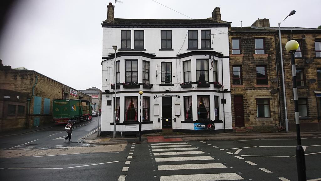 The King'S Head Hotel Кийли Екстериор снимка
